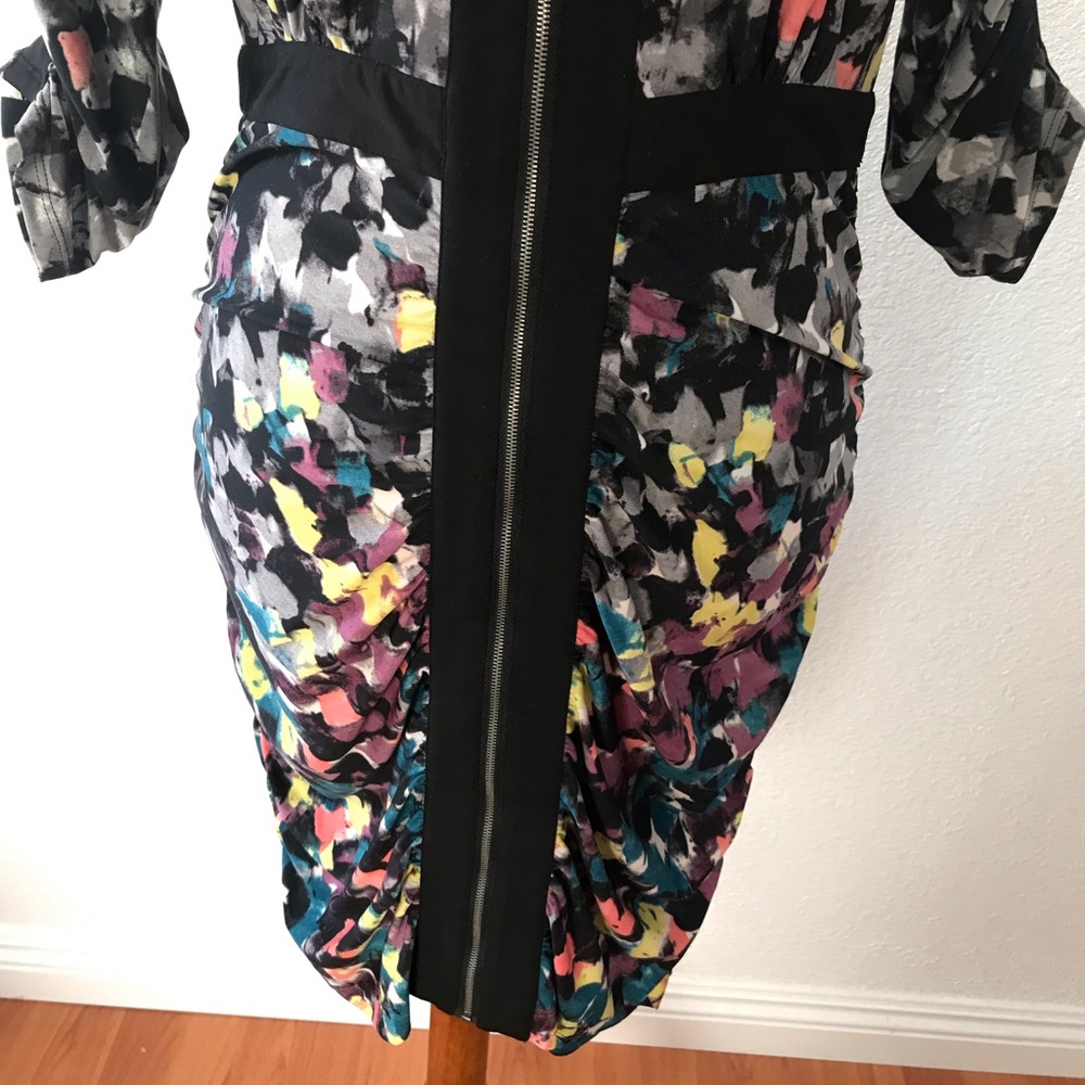 Dress - Picture 4 of 8